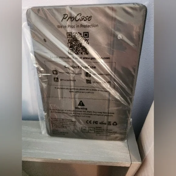 IPad Tablet Black Case NEW NWT Slim‎ with Stand. 10.5 inch. - Picture 6 of 9